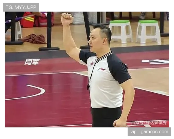 为什么同一动作,裁判有时吹犯规有时却放行? 为什么同一动作,裁判有时吹犯规有时却放行?
